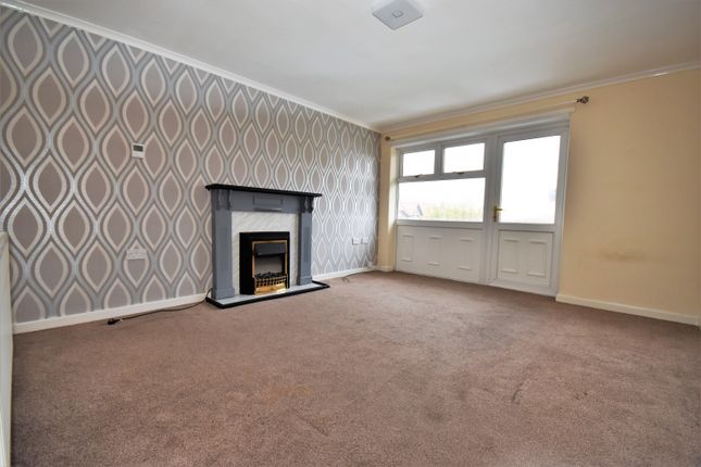 Flat to rent in South Lawn, Blackpool