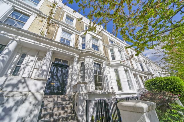 Flat for sale in Russell Road, London