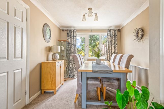 59, Tudor Drive, Leicester photo 4