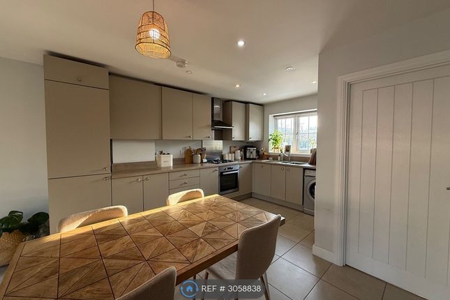 Thrower Road, Shrewsbury photo 3