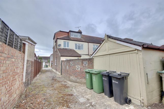 End terrace house for sale in Eastwood Road, Portsmouth