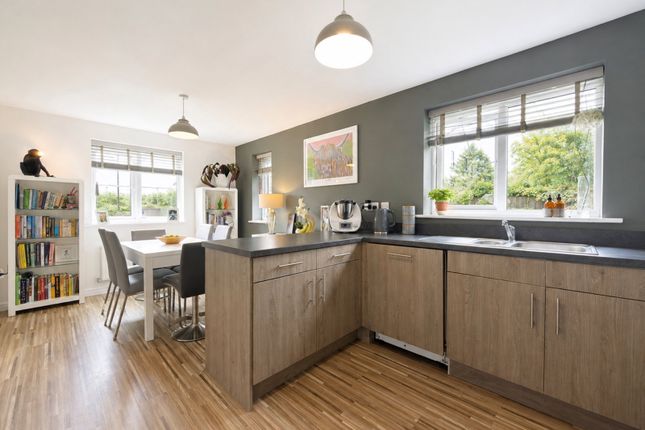 5, Chalkhill Way, Carlisle photo 2