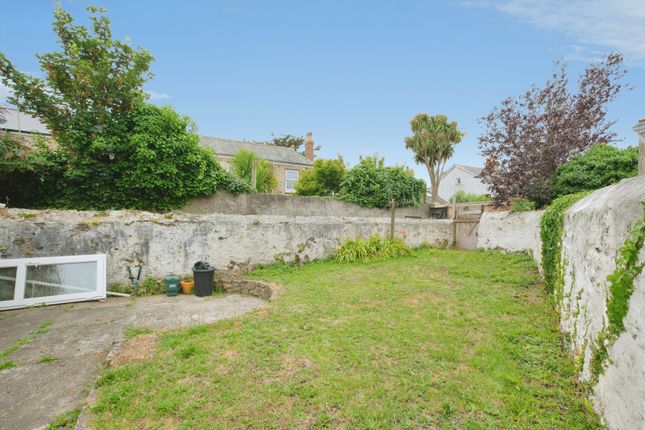 31, Cross Street, Cornwall photo 4