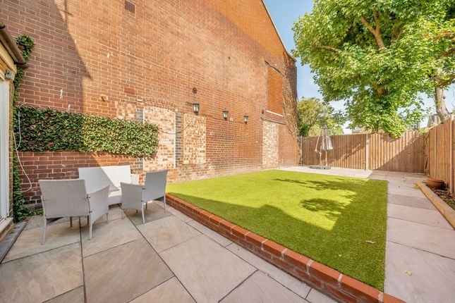 41A, Latimer Road, London photo 4