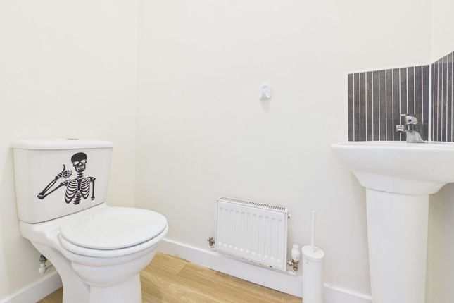 21 Owston Road, Nottingham photo 3
