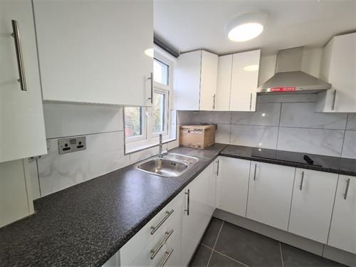 Flat for sale in Kilburn High Road, London