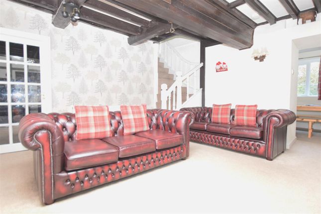 Lounge View 2.Jpg