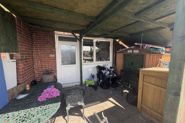 1D St. Johns Court, Farncombe Street, Godalming photo 2