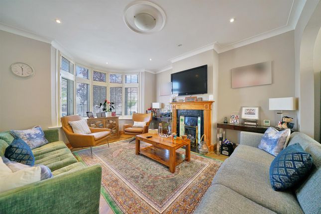 8, Maybank Avenue, Wembley photo 2