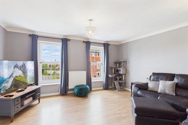 4, Cludd Avenue, Newark photo 3