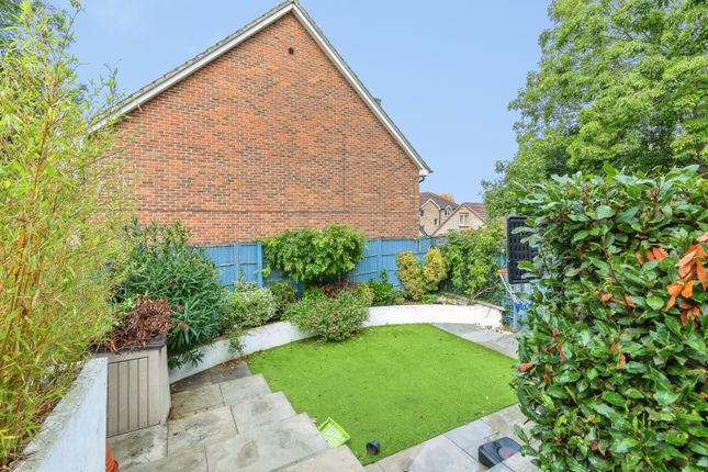 Maidstone Road, Chatham photo 4
