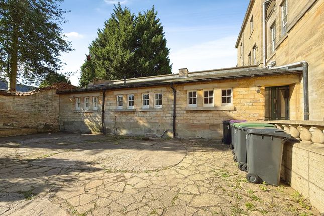 Flat 13 Canwick Hall,, Hall Drive, Lincoln photo 2