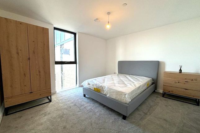 Flat to rent in Trafford Plaza, Seymour Grove, Old Trafford, Manchester
