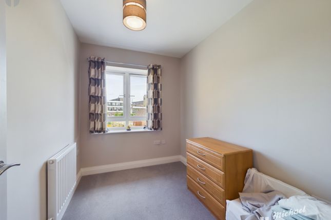 Terraced house for sale in Richardson Close, Aylesbury