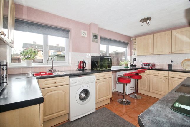 108, Outlands Drive, Leicestershire photo 2