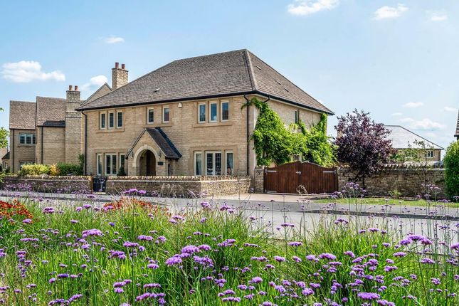 Thumbnail Detached house for sale in Swan Close, South Cerney, Cirencester