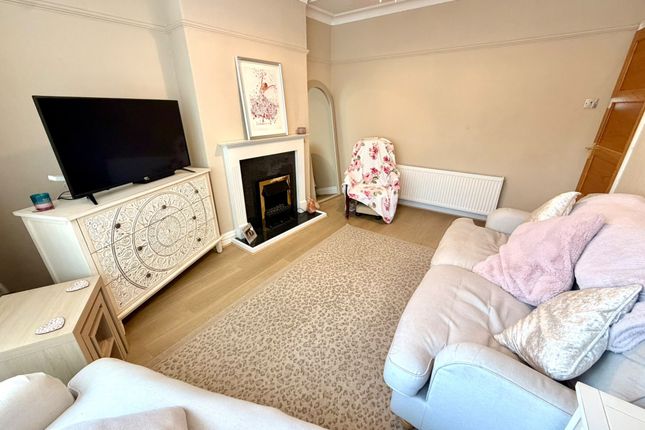 14, Fir Grove, Blackpool photo 4
