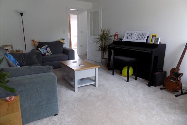 17, Sheppey Way, Wells photo 2