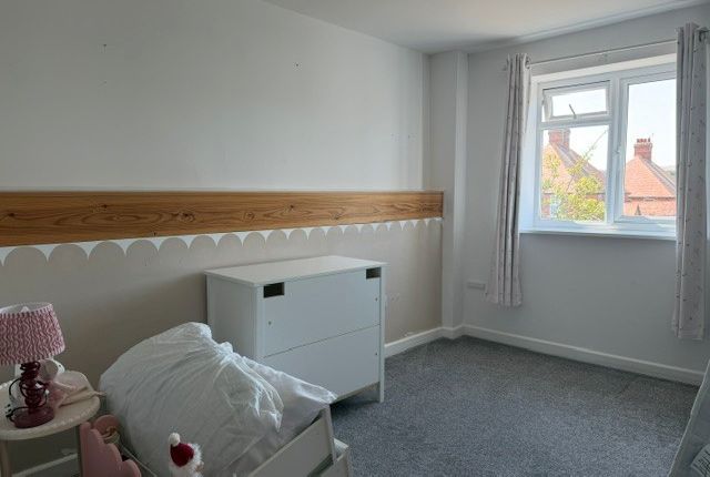Lower Meadow Court Flat 2, Lower Meadow Road, Minehead photo 5