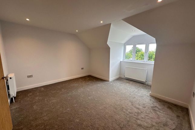 142m Napier Road, Gillingham photo 4
