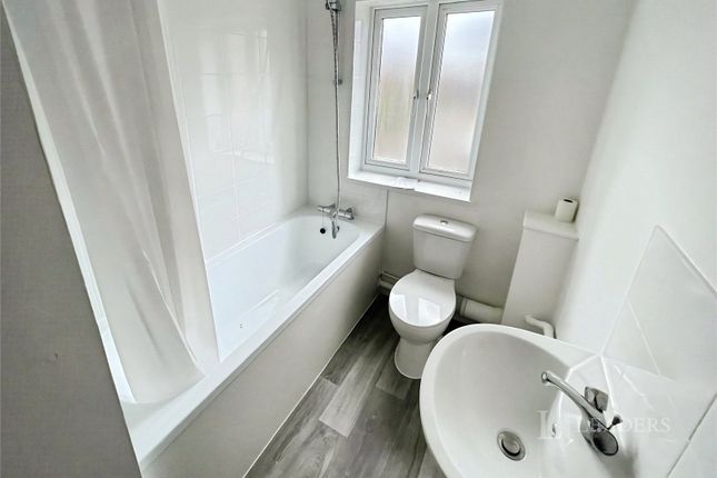 10, Branton Close, Bedfordshire photo 4