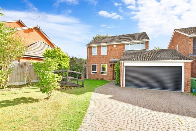 Thumbnail Detached house for sale in Whinhams Way, Billericay, Essex