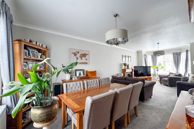 18, Grantham Road, Stockton-on-Tees photo 4