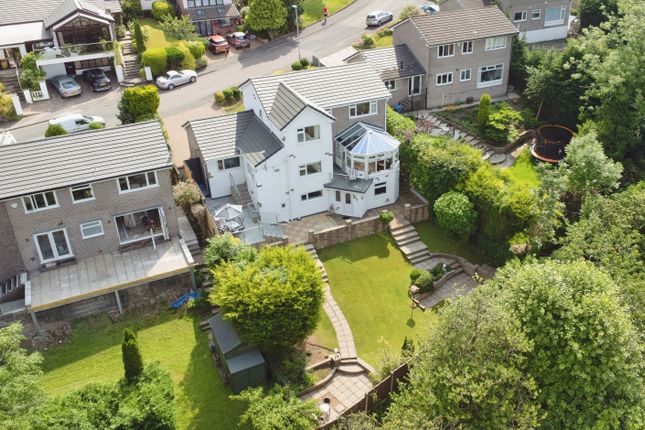 17, Fox Hill Drive, Stalybridge photo 2