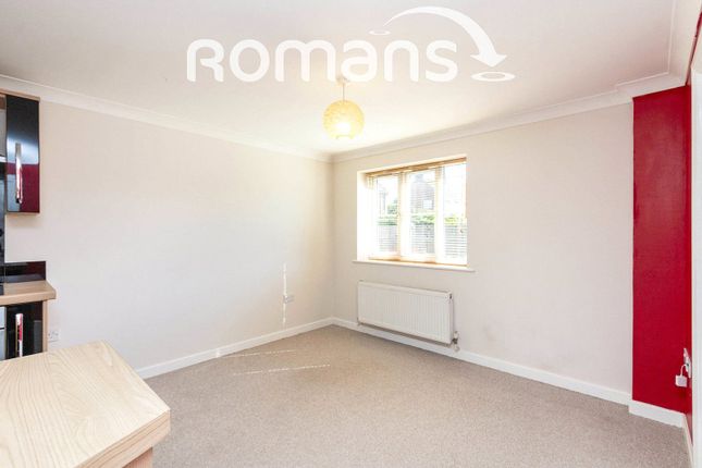 Flat 2,, Alice Gate, Aldershot photo 3