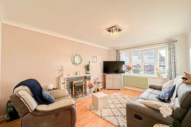 19 Oak Close, Wirral photo 3