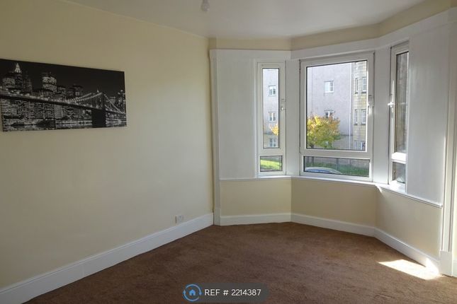 Flat to rent in Maxwellton Street, Paisley