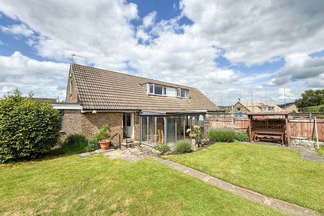 3-bed house on 7, Croft Drive, Holmfirth, £300,000