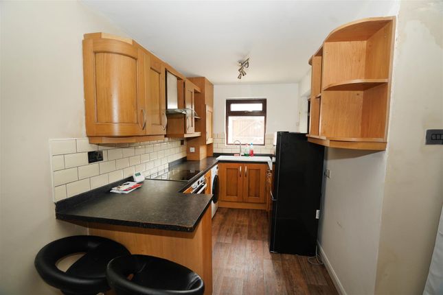 506, Darwen Road, Bolton photo 4