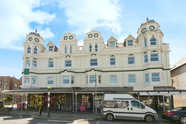 Flat 7, Royal Manor Park, 34, Queens Road, Conwy photo 3