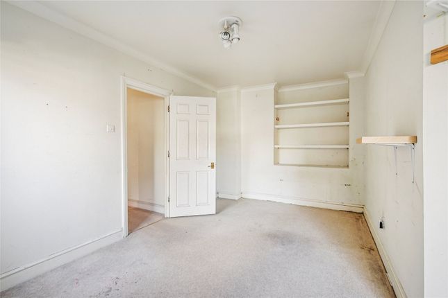 Flat 11,, Thornbury Court, London photo 3