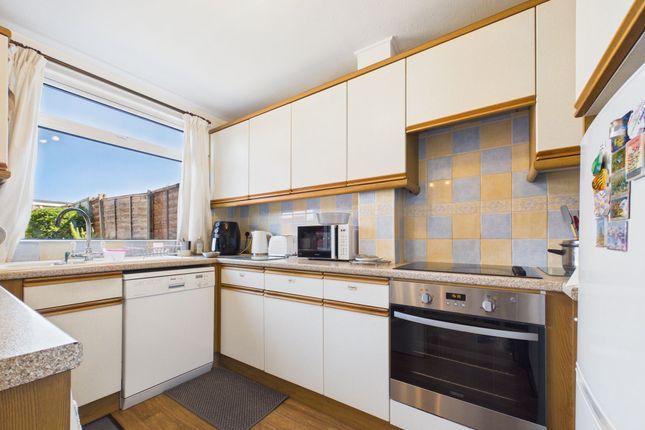 50 Combe Road, Reading photo 4