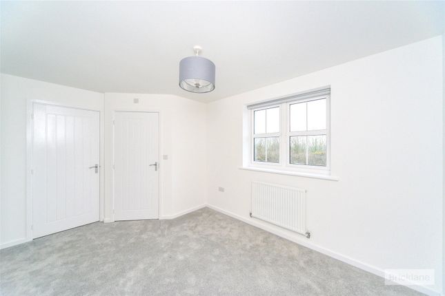 33, Funnell Drive, Pevensey photo 4