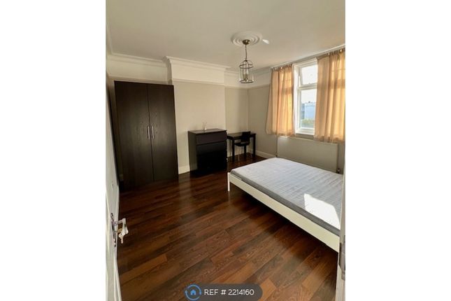 Thumbnail Flat to rent in Hamilton Crescent, London