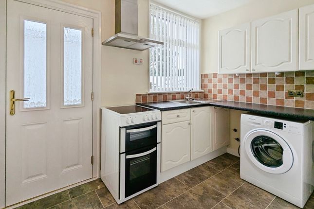 5, Hill Top Rise, Harrogate photo 4
