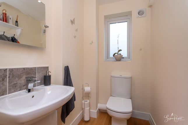 Cedar Lodge Swaylands Close, Ryde photo 4