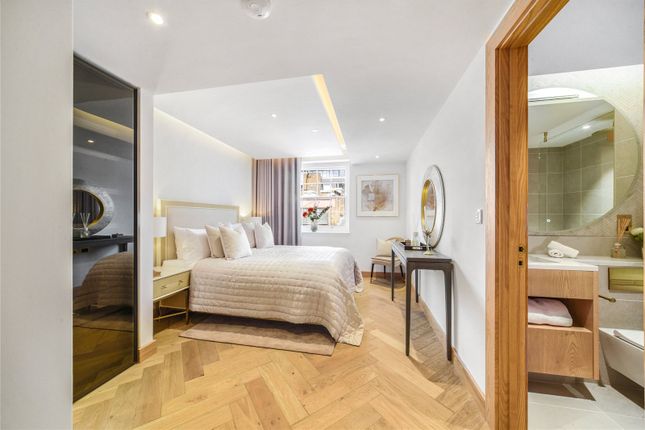 Mews house for sale in Sherlock Mews, Baker Street, Marylebone, London