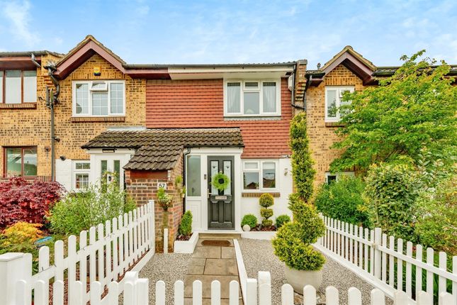 Thumbnail Terraced house for sale in Capsey Road, Ifield, Crawley