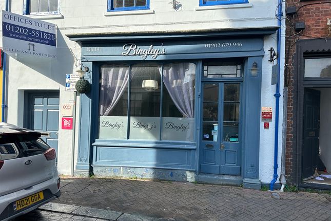 Retail premises to let in 14 High Street, Poole, Dorset