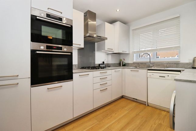 2, Phipps Barton, Bristol photo 3