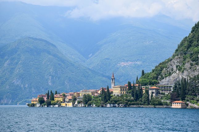 Villa for sale in Careno Area, Lake Como, Lombardy, Italy