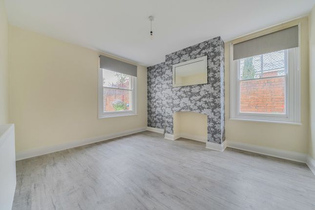 Garden Flat, 9 Christchurch Villas,, Malvern Road, Gloucestershire photo 5