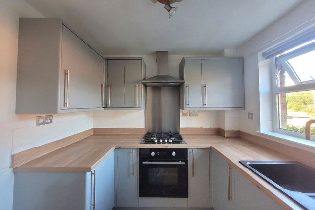 12 Elmwood Grove, Tredegar photo 2