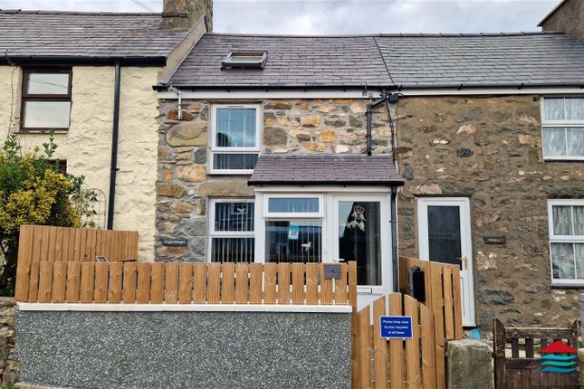 Terraced house for sale in Llithfaen, Pwllheli, Gwynedd