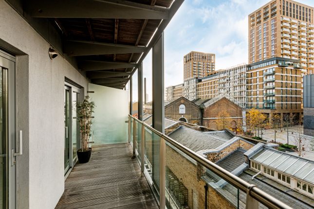 Flat for sale in West Carriage House, Royal Carriage Mews, Royal Arsenal