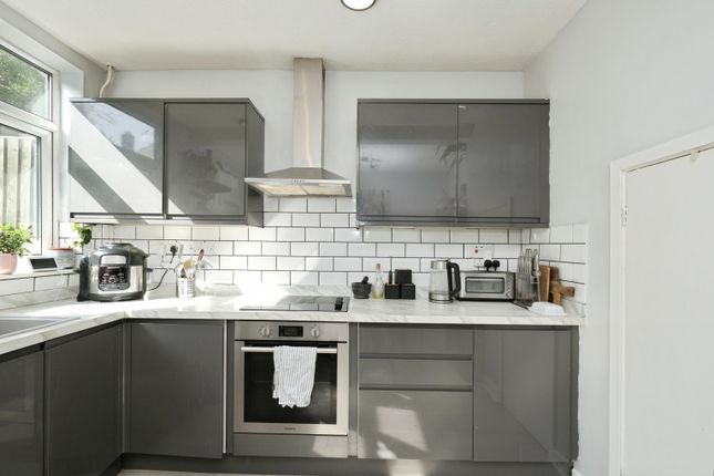 13, Costock Avenue, Nottingham photo 2